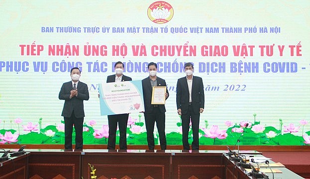 Hà Nội: Tiếp nhận và chuyển giao vật tư y tế trị giá hơn 80 tỷ đồng phục vụ phòng, chống dịch