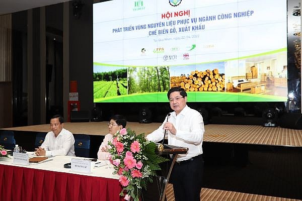 Giá gỗ nhập khẩu tăng cao, Vieetj Nam cần chủ động hàng trong nước