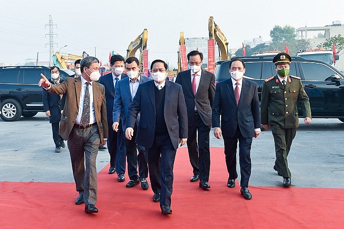 Thủ tướng dự lễ khởi công 2 công trình hạ tầng giao thông chiến lược để Hưng Yên ‘tự lực phát triển’