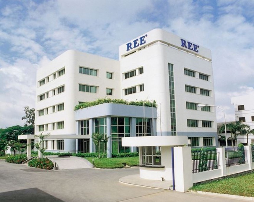REE dự kiến phát hành cổ phiếu để trả cổ tức, bán cổ phiếu ưu đãi cho nhân viên