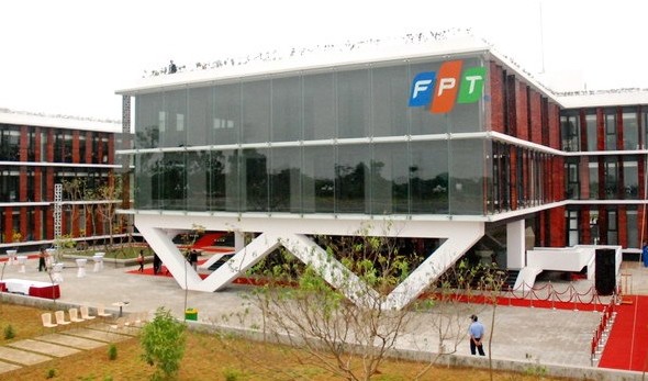 FPT dự chia cổ tức 40%, đặt mục tiêu tăng trưởng khoảng 20% năm 2022