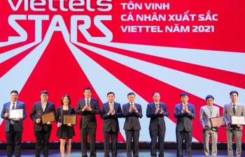Viettel tôn vinh tập thể, cá nhân xuất sắc toàn cầu 2021