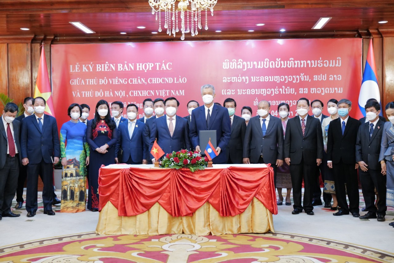 Đoàn đại biểu cấp cao thành phố Hà Nội kết thúc tốt đẹp chuyến thăm và làm việc tại Lào