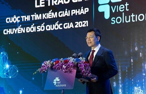 Viet Solutions 2021 công bố nhà vô địch và phát động mùa giải mới
