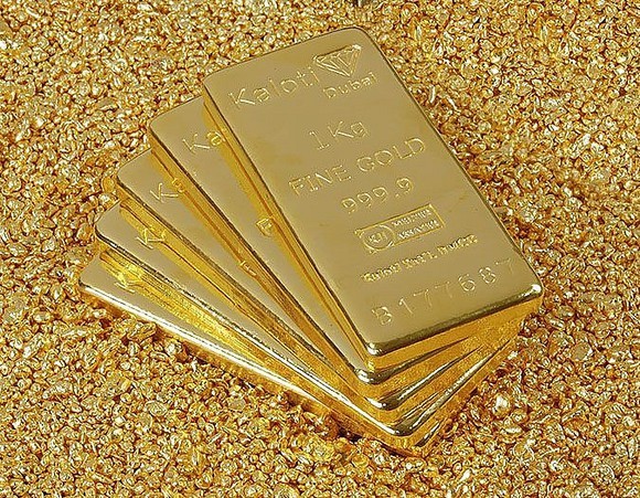 Giá vàng ngày 26/10: Vàng thế giới vững mốc 1.800 USD/ounce