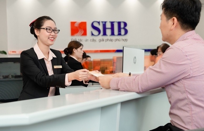 Mừng sinh nhật 28 năm, SHB tri ân khách hàng 28.000 quà tặng