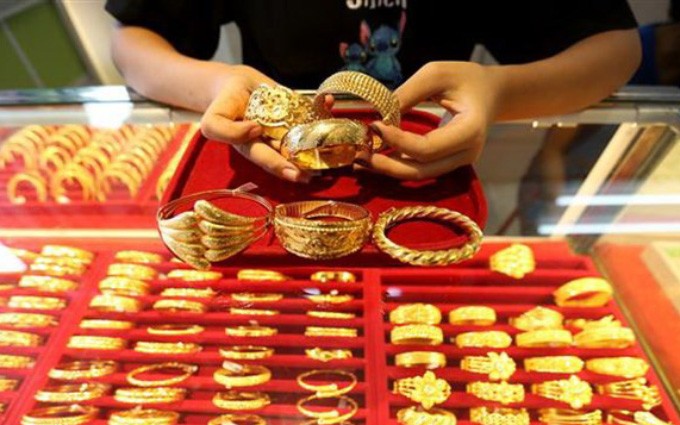 Giá vàng ngày 16/11: Vàng trong nước tăng mạnh trở lại