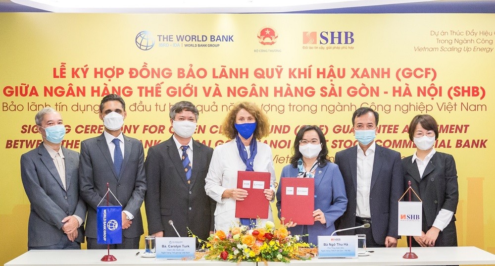 SHB và WB ký hợp đồng bảo lãnh Quỹ Khí hậu Xanh