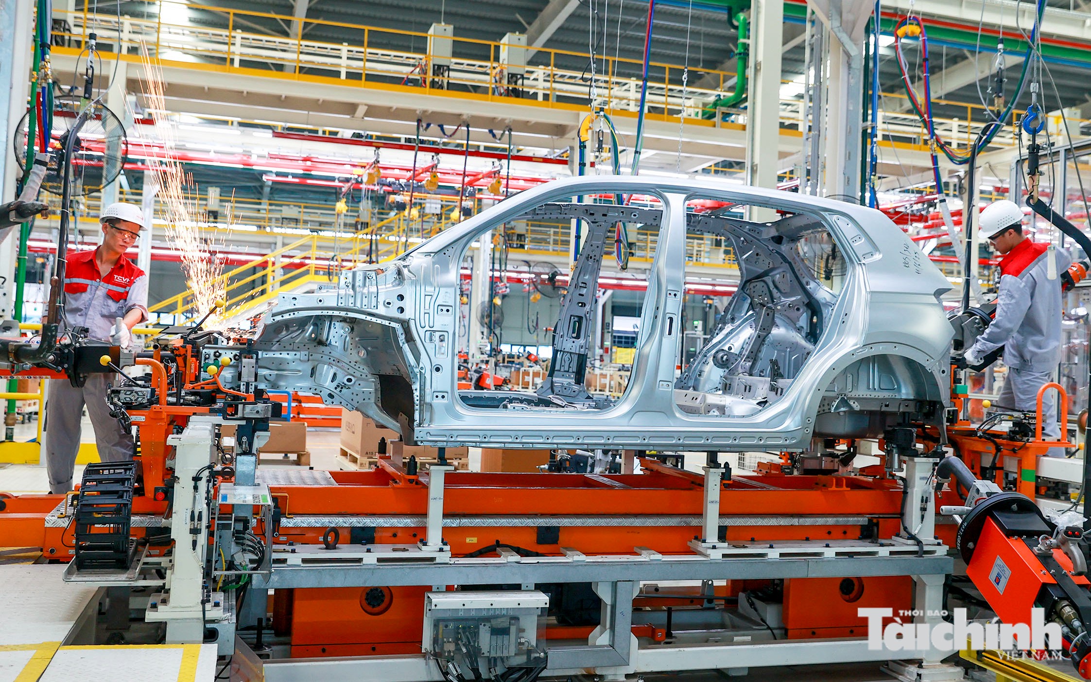GDP quý II tăng 8,39%, 6 tháng đạt 8,18%