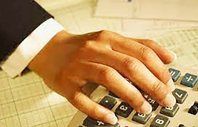 Khi bán hàng hóa, phải lập hóa đơn điện tử giao cho khách hàng