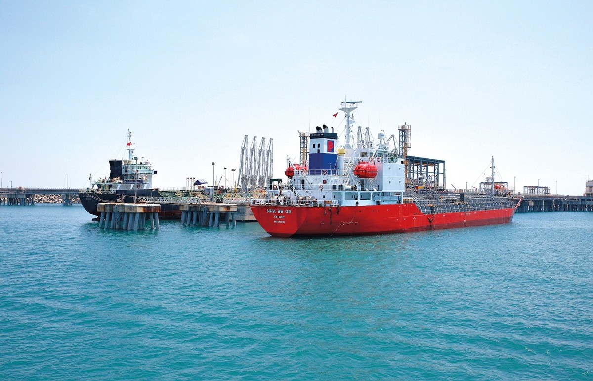 Thị trường dầu thô, sản phẩm biến động khó lường: Rủi ro xen lẫn cơ hội cho BSR