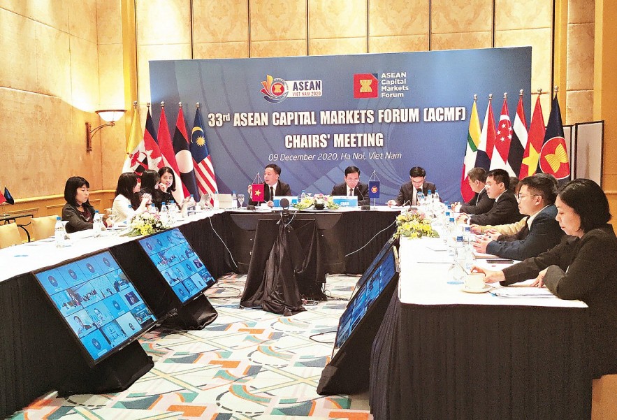 Lãnh đạo Ủy ban Chứng khoán Nhà nước chủ trì Hội nghị cấp Chủ tịch Diễn đàn Thị trường vốn ASEAN lần thứ 33.
