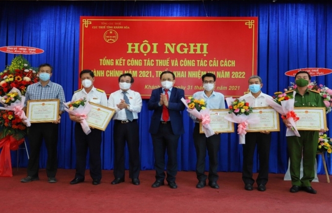 khanh hoa tren 93 nguoi nop thue hai long voi phuc vu cua co quan thue