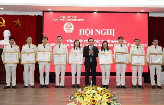 Cục Thuế Ninh Bình thu ngân sách vượt gần 30% dự toán phấn đấu