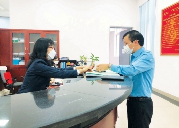 Kho Bạc Nhà nước Hậu Giang: Ứng dụng công nghệ thông tin giúp khách hàng giao dịch thuận lợi