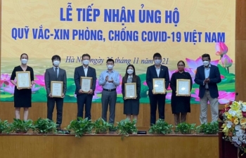 Quỹ Vắc-xin phòng Covid-19 tiếp nhận ủng hộ hơn 1,8 tỷ đồng và 180 nghìn USD