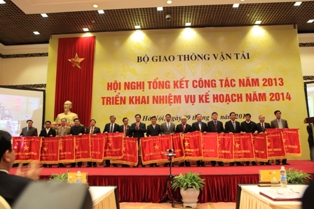 phai co phan hoa het 15 tong cong ty nganh giao thong trong nam 2014