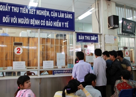 Thủ tướng đốc thúc việc thi hành Luật Bảo hiểm y tế sửa đổi