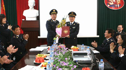 LÃNH ĐẠO CHI CỤC HẢI QUAN NỘI BÀI THAM DỰ HỘI NGHỊ CÔNG BỐ QUYẾT ĐỊNH MỚI