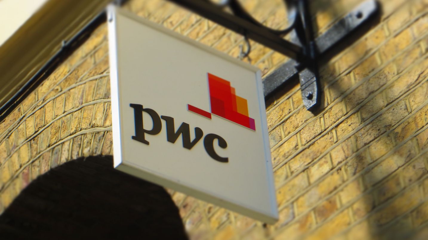 PwC dự báo Mỹ và Anh sẽ tăng lãi suất trong năm 2016