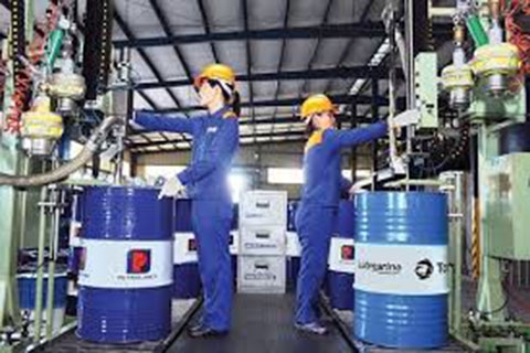 Kiểm tra, giám sát các đầu mối kinh doanh, phân phối xăng dầu