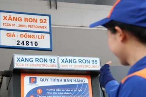 Phó Thủ tướng chỉ đạo điều hành giá xăng E5 RON 92, RON 95