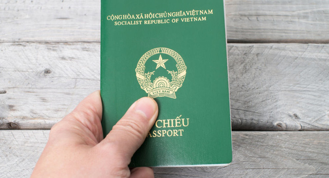 Chuyển khâu nộp hồ sơ xin thị thực Schengen sang công ty VFS Global