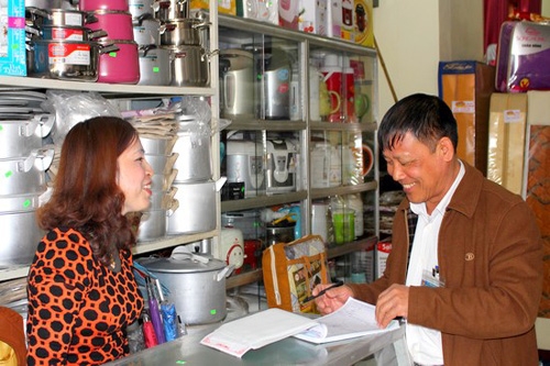 ninh binh huyen yen mo thu le phi mon bai vuot chi tieu