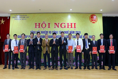 chi cuc thue khu vuc ninh binh hoa lu lap ky luc thu ngan sach