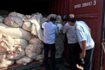 Bắt hàng nghìn sản phẩm Trung Quốc giả mạo hàng Việt Nam