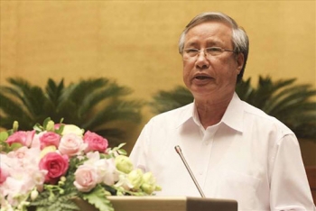 Ban Bí thư quy định về thực hành tiết kiệm trong việc tặng hoa chúc mừng