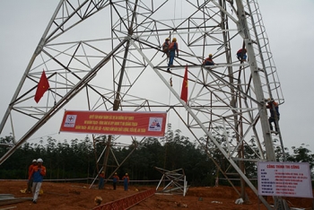 Sức xuân trên công trường đường dây 500kV mạch 3