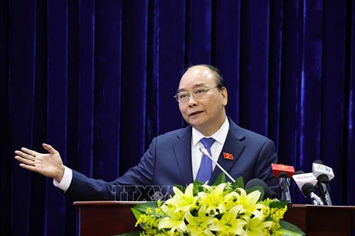Thủ tướng Nguyễn Xuân Phúc với các đại biểu.