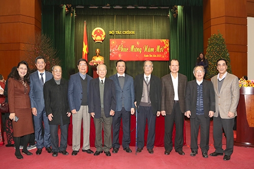 Bộ Tài chính gặp mặt cán bộ hưu trí khu vực phía Bắc nhân dịp xuân Tân Sửu 2021
