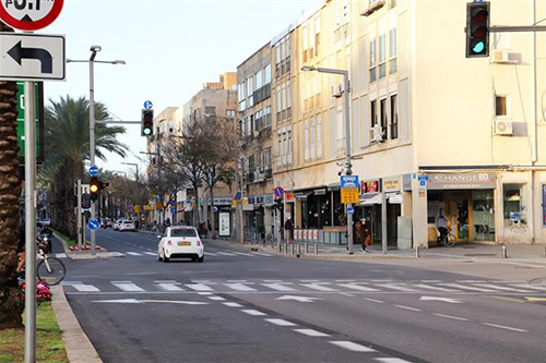 Đường phố Tel Aviv vắng vẻ (ngày 16/1).