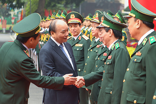 Thủ tướng tới thăm, chúc tết cán bộ, chiến sĩ cơ quan Bộ Tư lệnh Bộ đội Biên phòng.