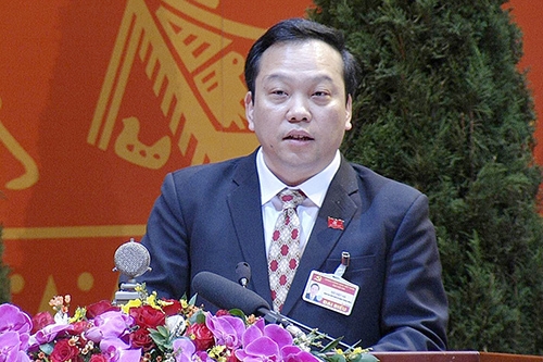 dang bo khoi cac co quan trung uong thuc hien tot trach nhiem neu guong cua dang vien