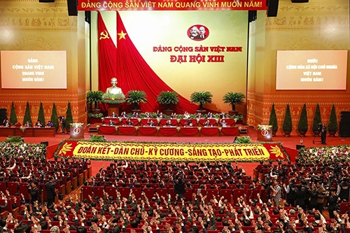 thong qua so luong uy vien trung uong dang khoa xiii la 200 nguoi