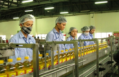 Tháng đầu năm, sản xuất tăng mạnh nhất trong 33 tháng