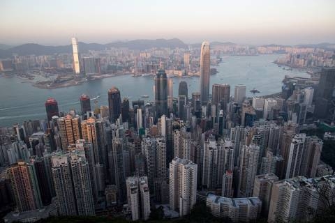 kinh te hongkong du kien tang toc trong nam 2014