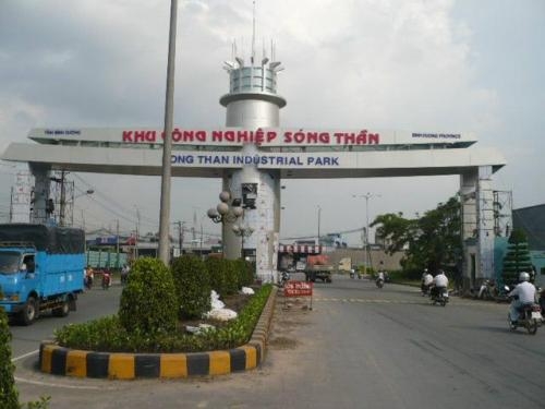 12 doanh nghiep o binh duong van duy tri san xuat khong nghi tet