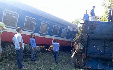 Tập trung cứu chữa nạn nhân vụ tai nạn đường sắt, sớm thông tàu