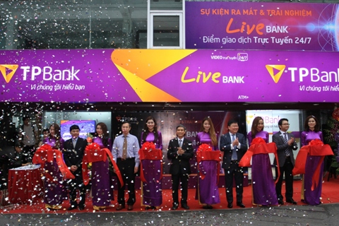 Trải nghiệm dịch vụ ngân hàng số với LiveBank của TPBank