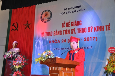 Học viện Tài chính trao bằng tiến sĩ cho 30 nghiên cứu sinh