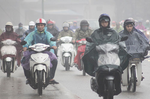 Đông Bắc Bộ rét kèm mưa nhỏ, Đông Nam Bộ nắng nóng 36 độ C