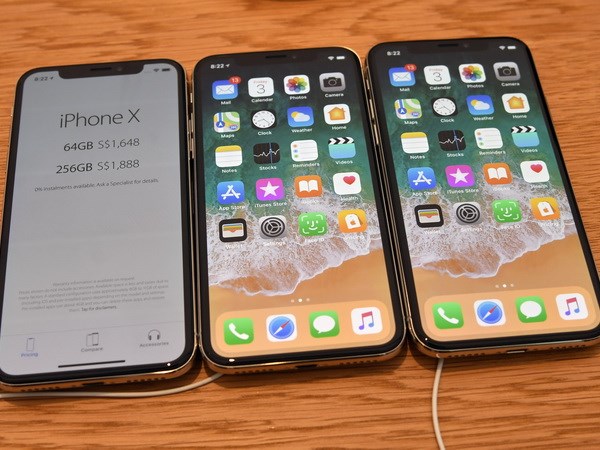 Apple lên kế hoạch ra mắt ba mẫu iPhone mới trong năm 2018