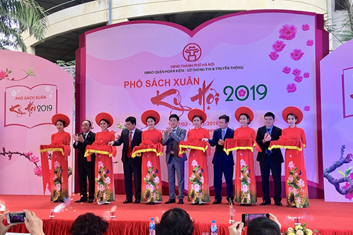 Hà Nội: Khai mạc Phố Sách Xuân Kỷ Hợi 2019