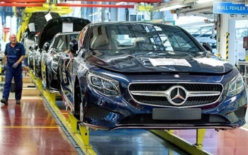 Doanh số bán xe trong tháng 1 của Mercedes-Benz sụt giảm
