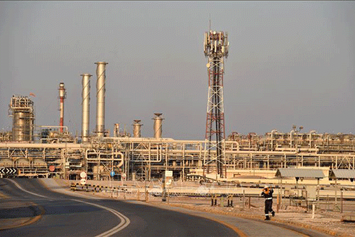 Nga, Saudi Arabia nhất trí tiếp tục hợp tác trong khuôn khổ OPEC+