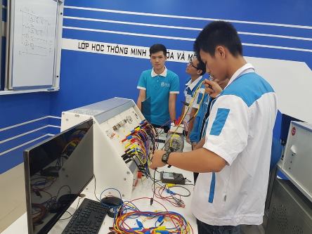 Tuyên dương học sinh, sinh viên trường nghề xuất sắc